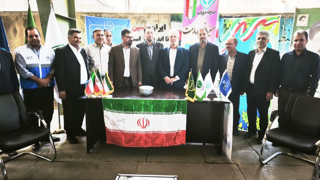 میز ارتباطات مردمی سازمان جهاد کشاورزی کرمانشاه در هفته دفاع مقدس برپا شد
